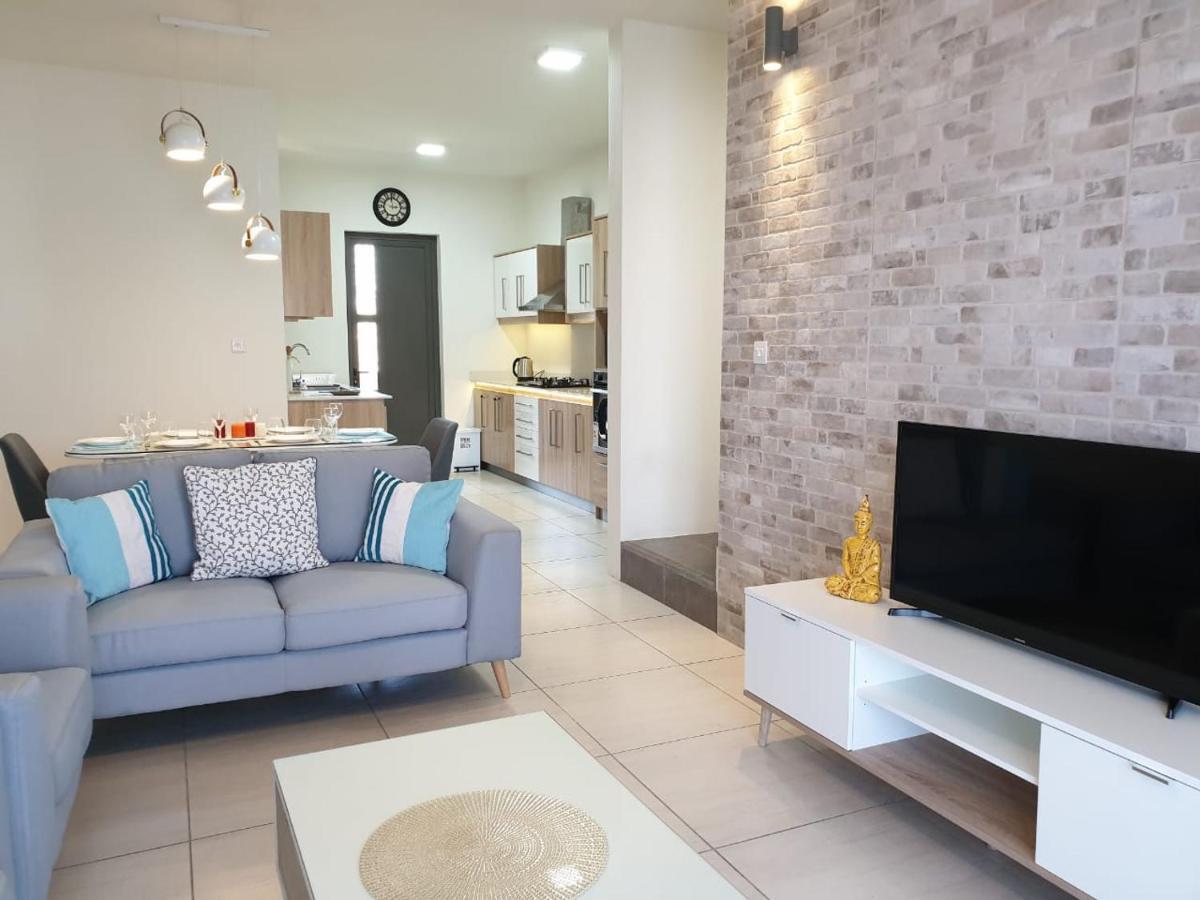 Westwood Luxury Penthouse With Private Roof Top Ref 15847 Flic-en-Flacq Exterior foto